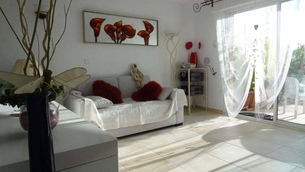 Les Chevrefeuilles Appartement Manosque Buitenkant foto